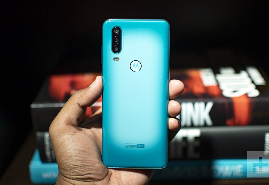 celular motorola one action